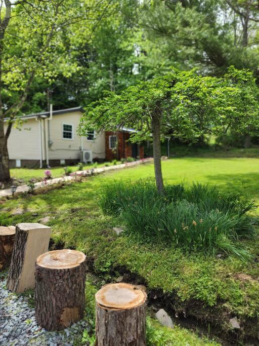 New! Hurleyville Upstate Ny - Your Catskills Getaway With Hot Tub, Sauna And Firepit! Bagian luar foto